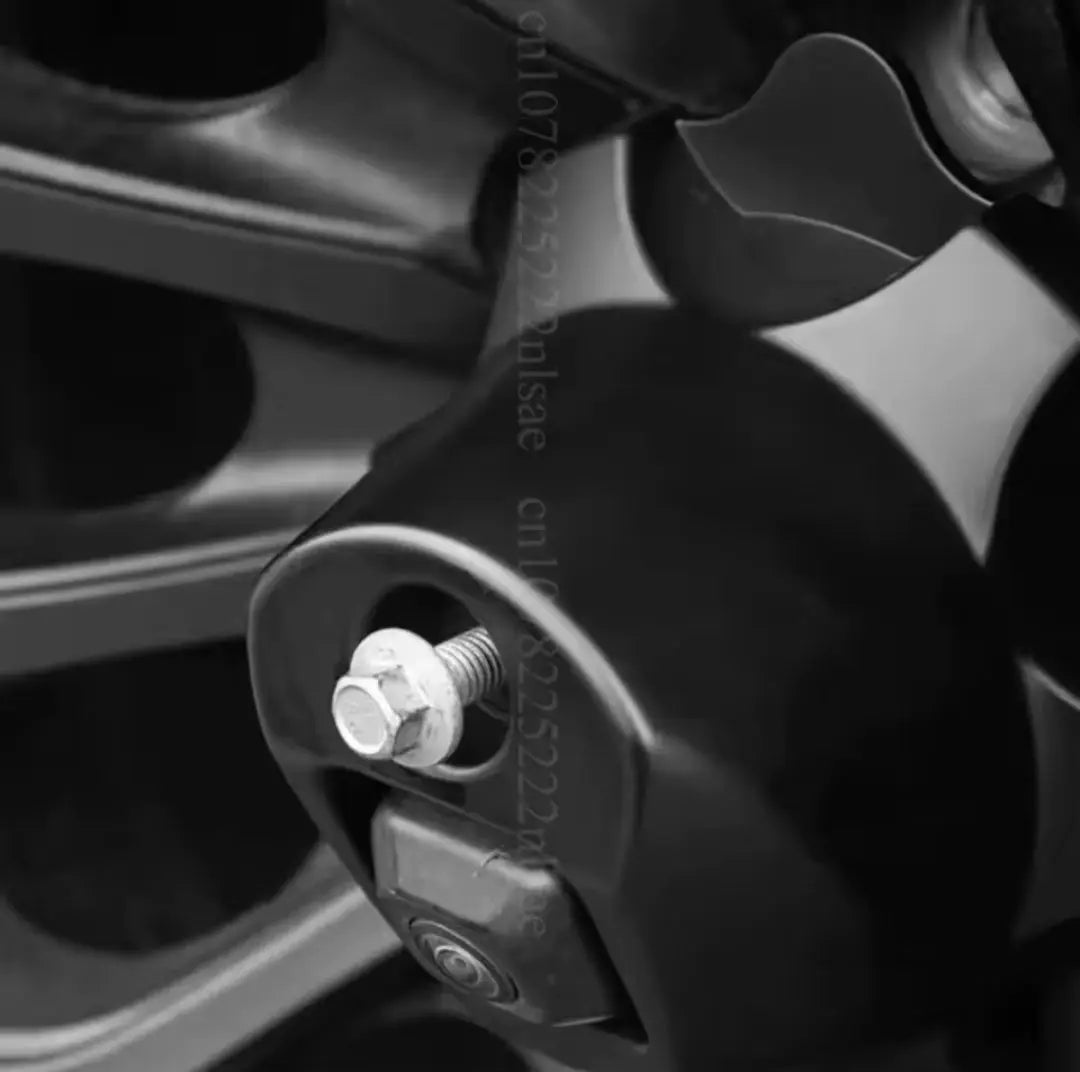 Tank 300 Spare Wheel Camera Shroud Tank Drive