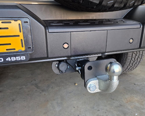 Tank 300 Towbar fitment labour